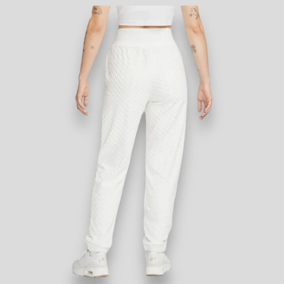 Nike Sportswear • Modern High Waisted Herringbone Swoosh Jogger XL White Chevron - Picture 5 of 6